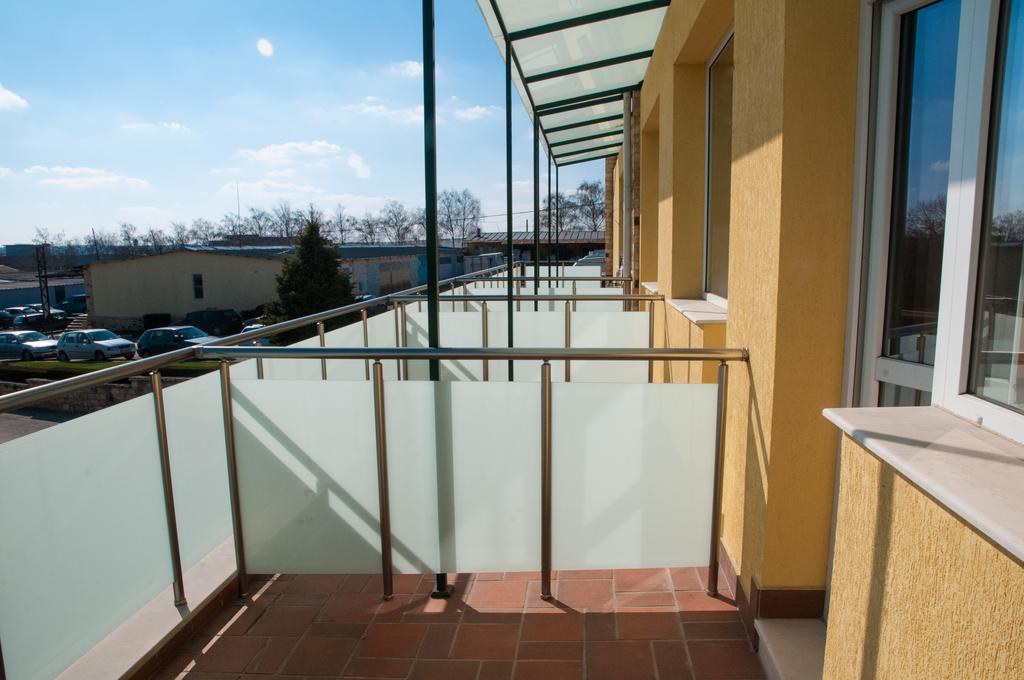 Hostel Izida 2 Dobrich Exteriör bild